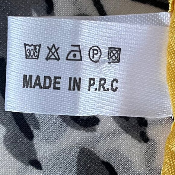 Ocean Themed 70" x 37" Silk Viscose Scarf/Wrap Made in P.R.C. Multi Color Sz OS - Picture 9 of 12